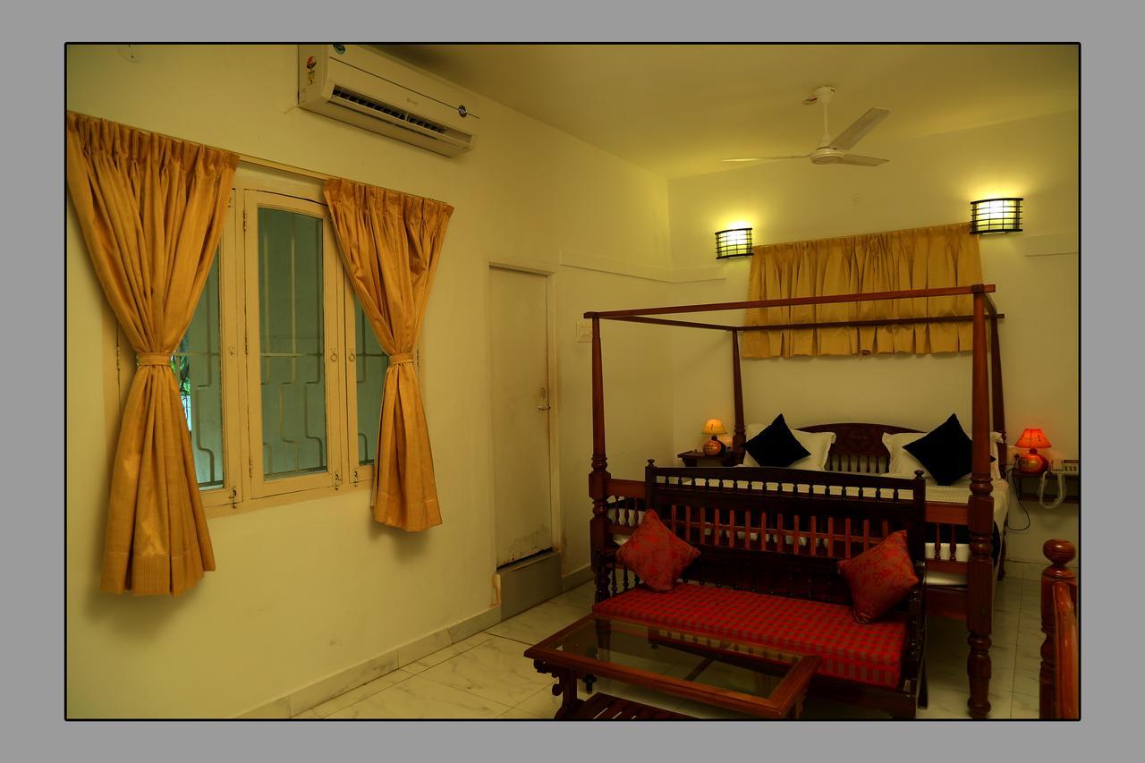 Le Capucin Pondicherry Exterior photo